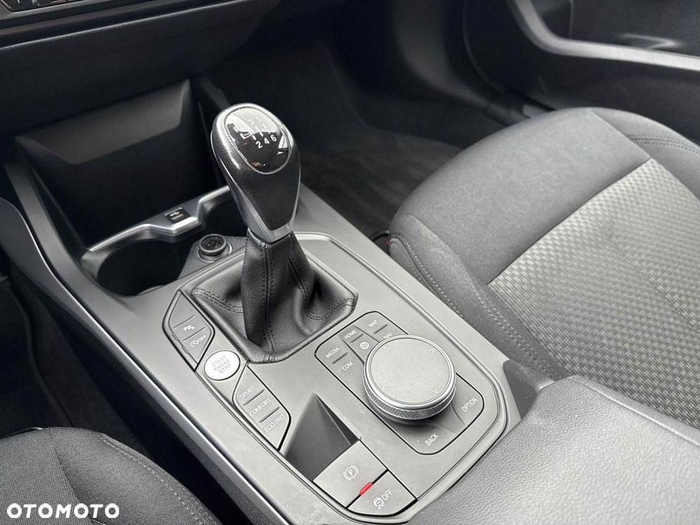 BMW Seria 1 - 13