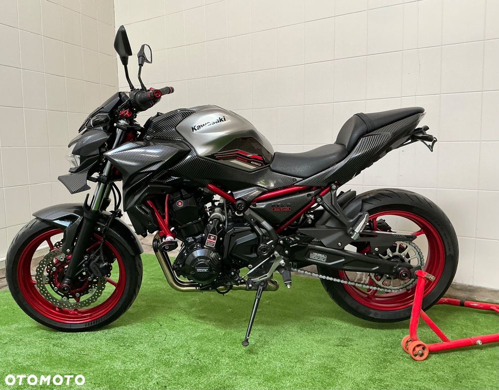 Kawasaki Z 650 - 16