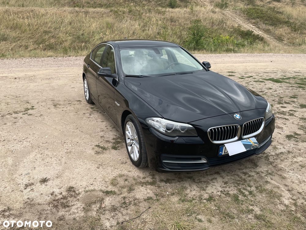 BMW Seria 5 520d xDrive - 9