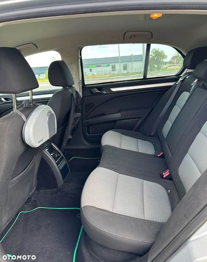 Skoda Superb 1.8 TSI Ambition - 13