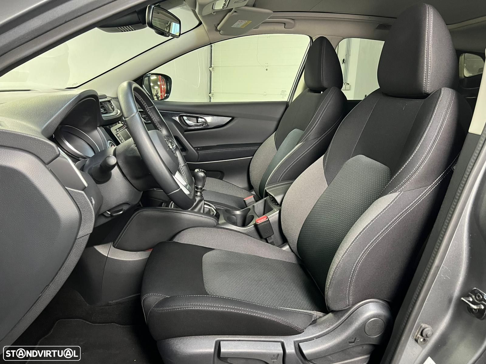 Nissan Qashqai 1.3 DIG-T N-Connecta J18 - 6