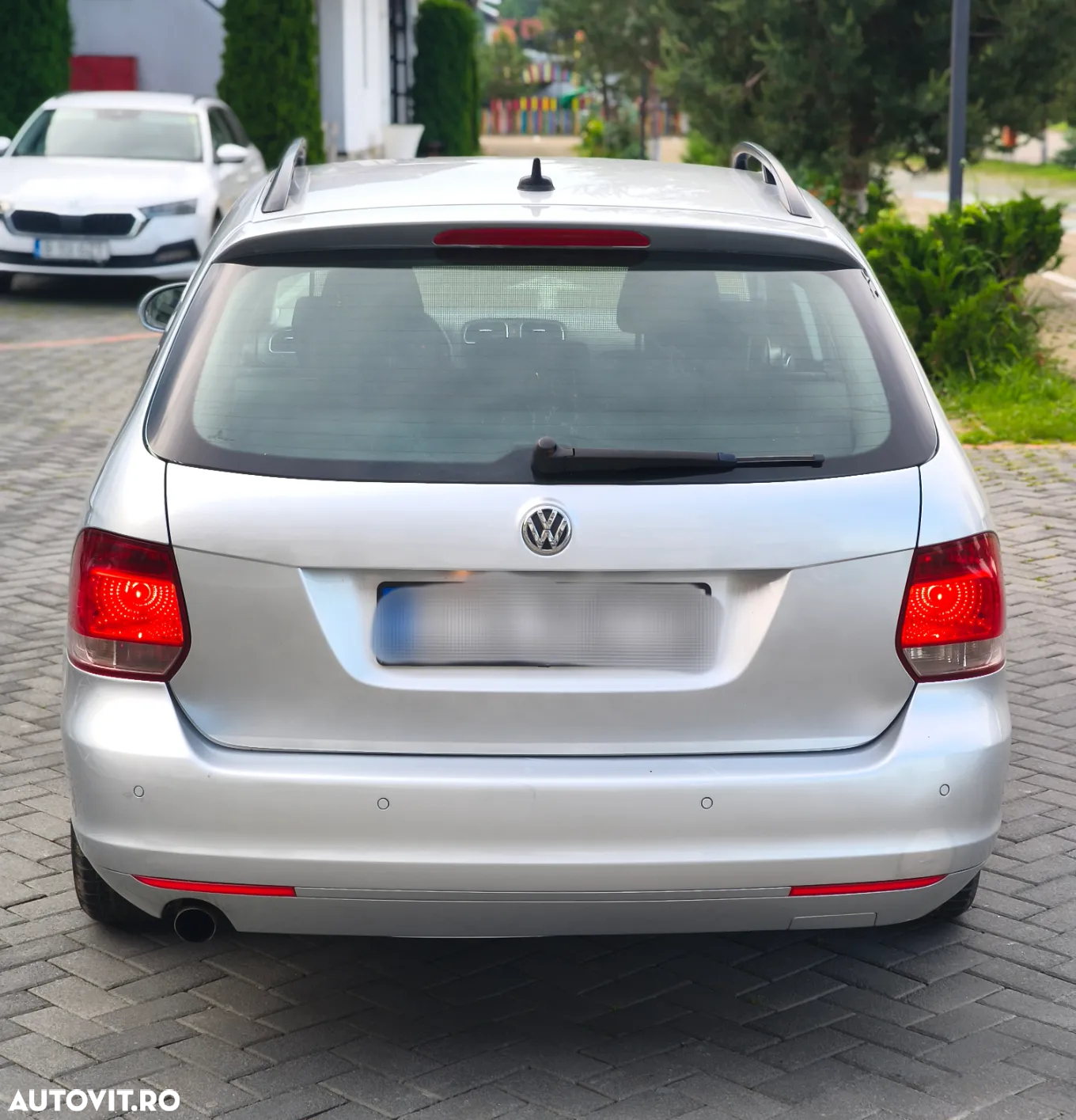 Volkswagen Golf 1.6 TDI BlueMotion Technology Comfortline - 14
