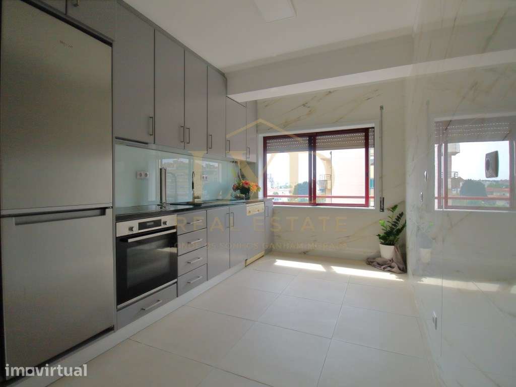 Apartamento T2 S.João da Madeira - Grande imagem: 3/14