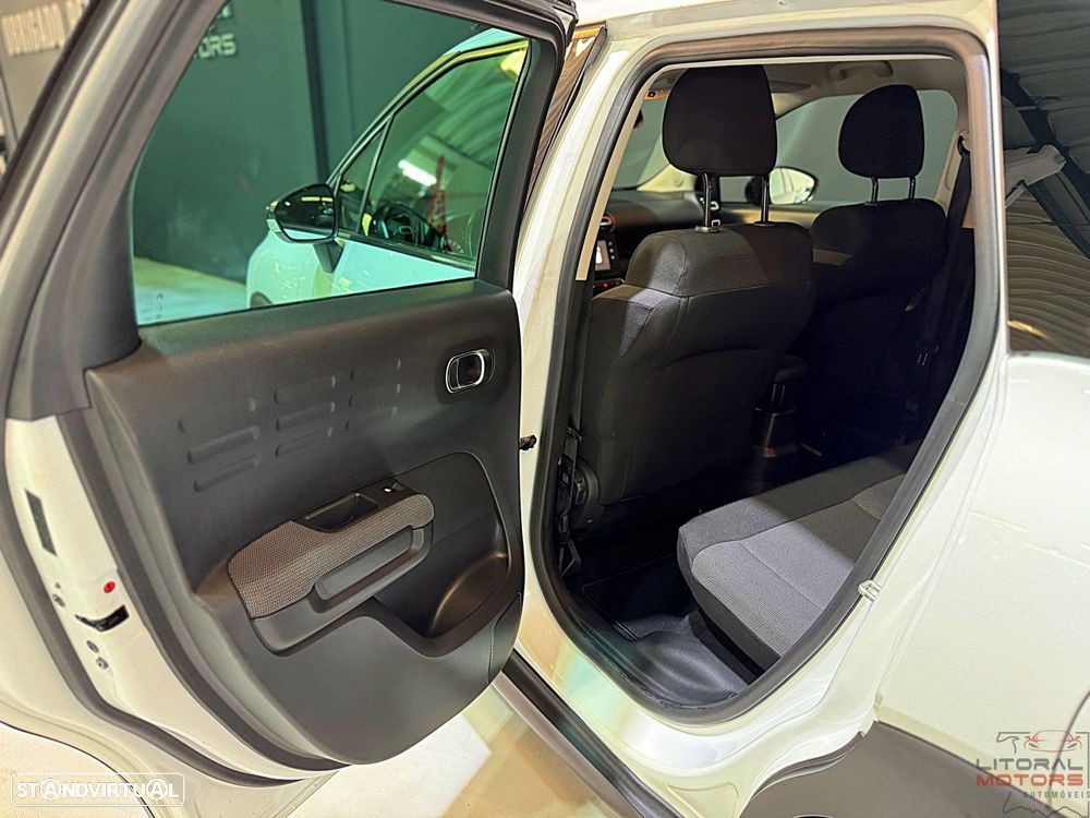 Citroën C3 Aircross 1.2 PureTech Shine - 15