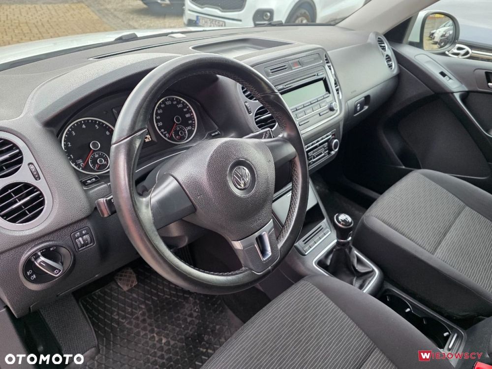 Volkswagen Tiguan - 13