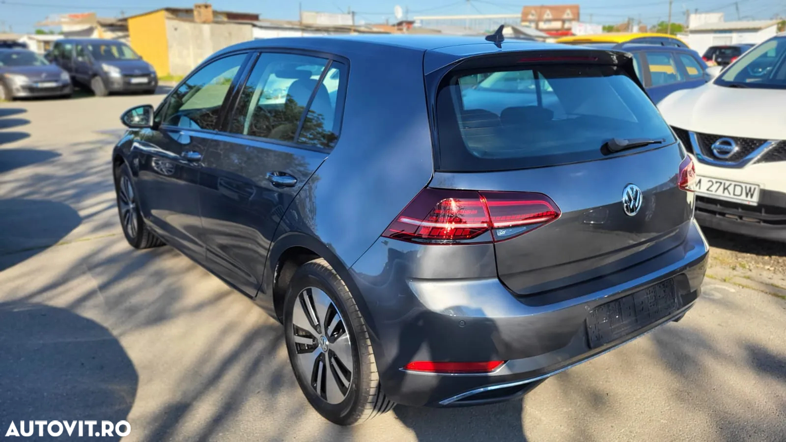 Volkswagen e-Golf - 5