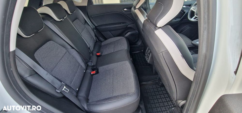 Renault Captur ver-tce-160-edc-gpf-intens - 30