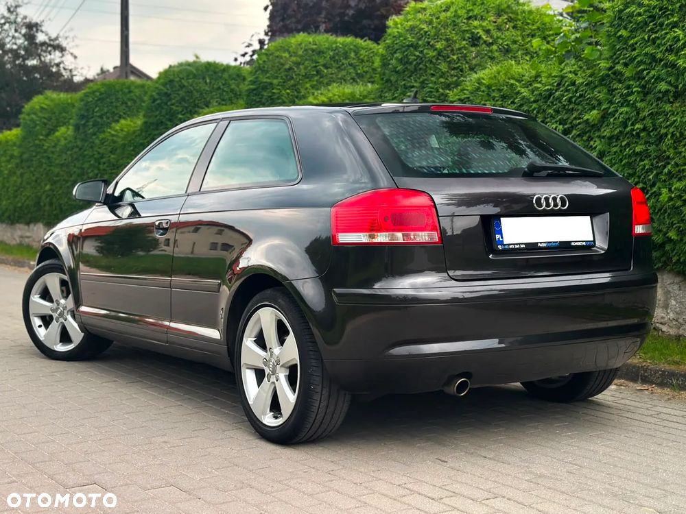 Audi A3 3-drzwiowe 1.6 Attraction - 6