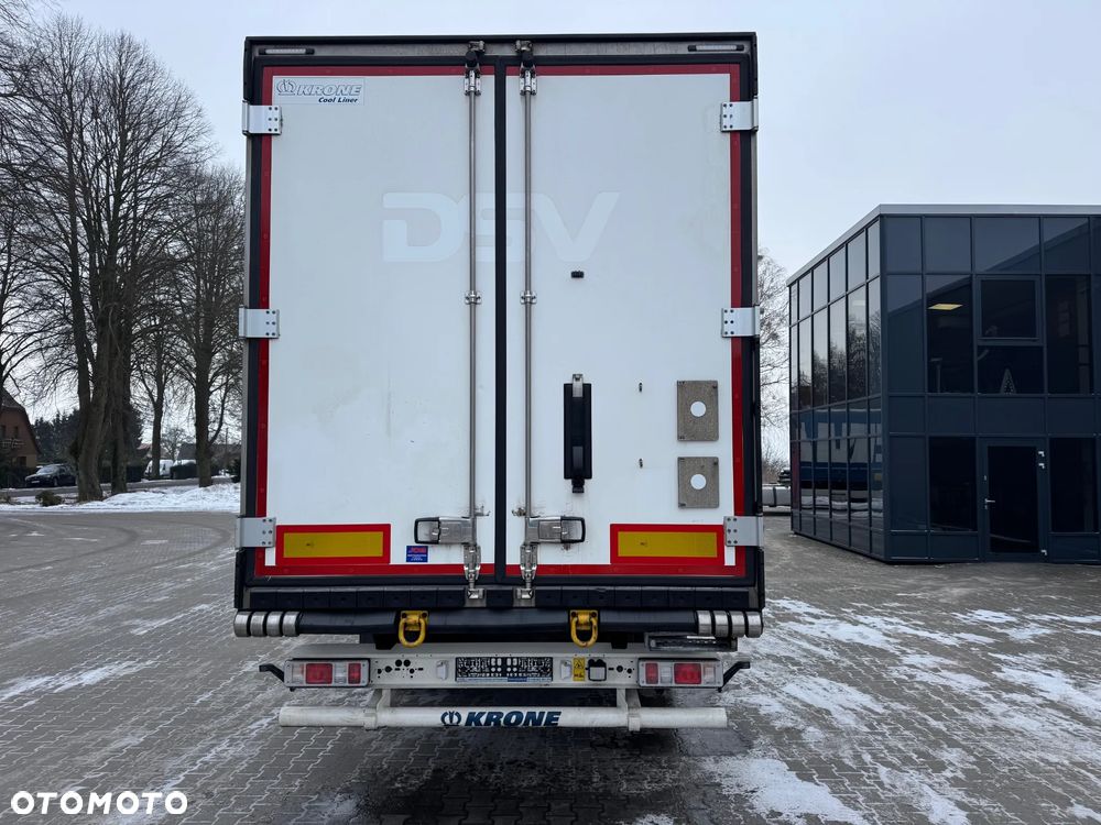 Krone Chłodnia ,Doppelstock , Carrier Vector 1550 - 8