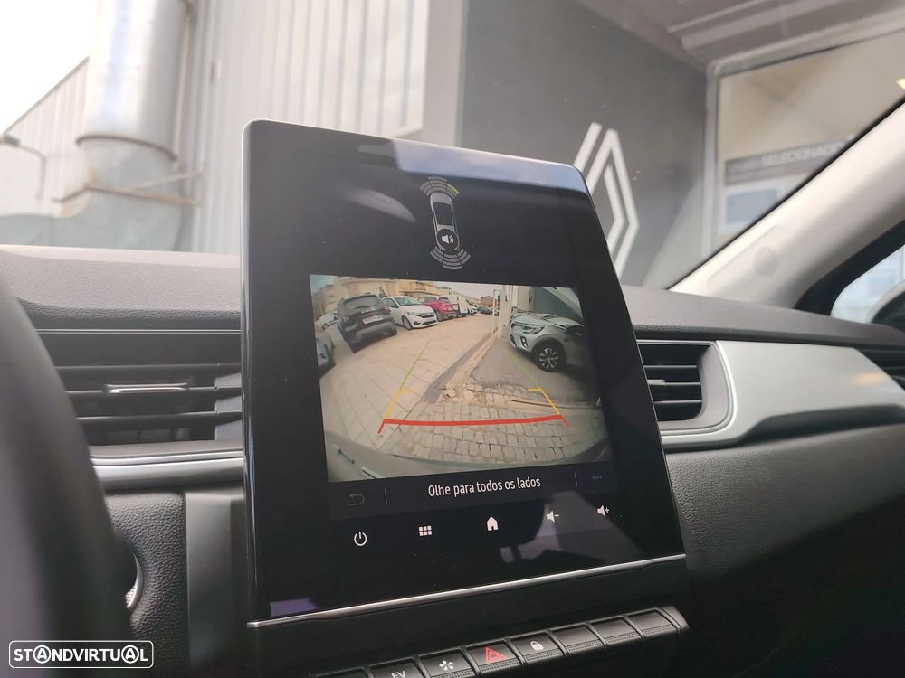 Renault Captur 1.6 E-Tech Full Hybrid Techno — fotografia 12