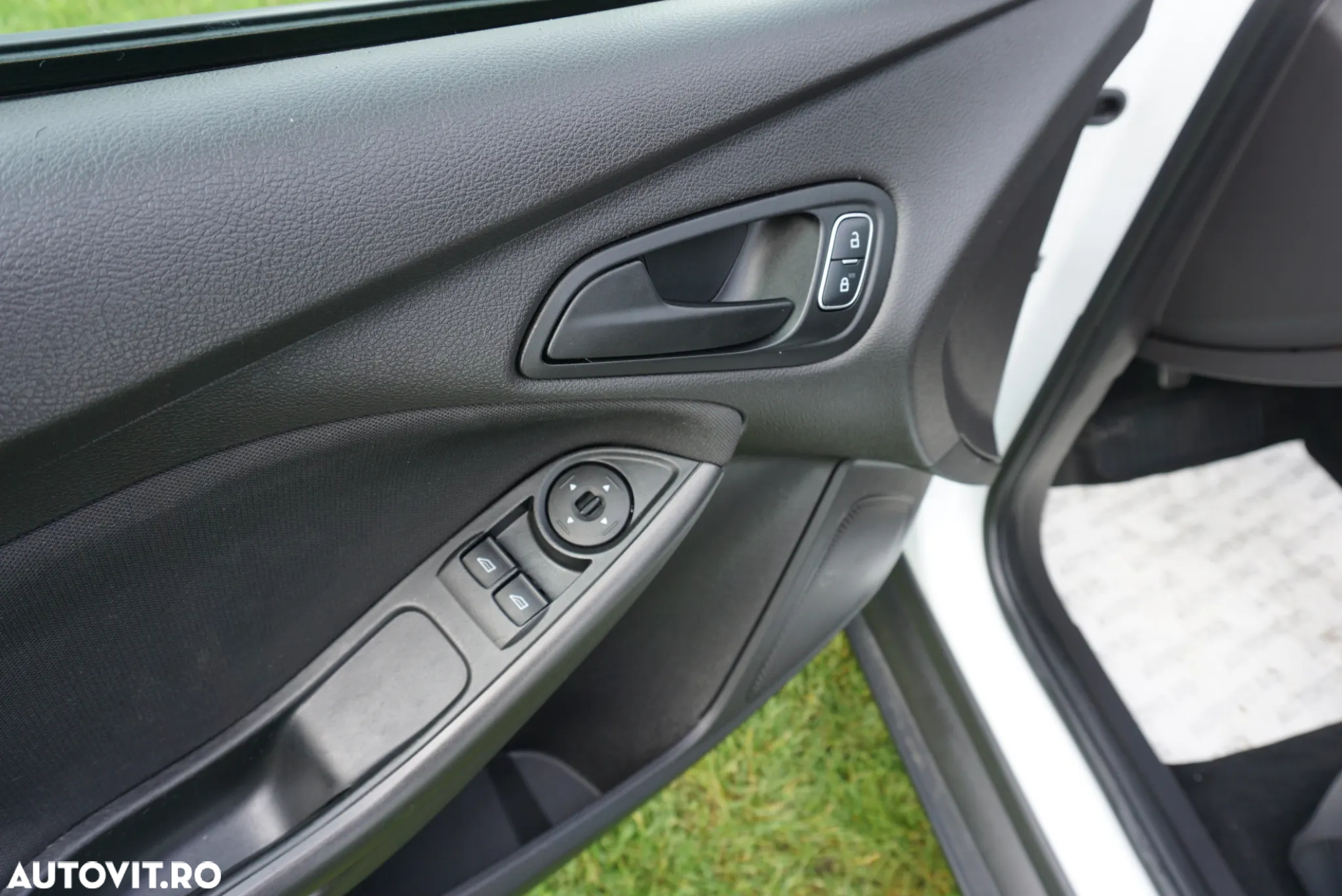 Ford Focus 1.0 EcoBoost Start Stop Trend - 16