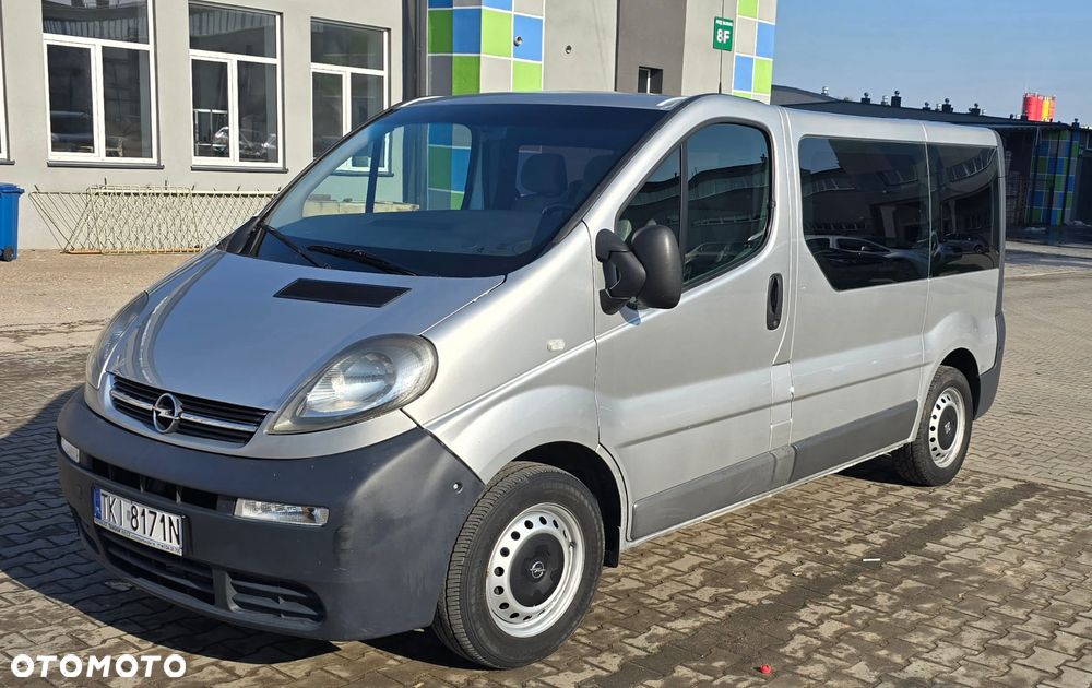 Opel Vivaro - 14