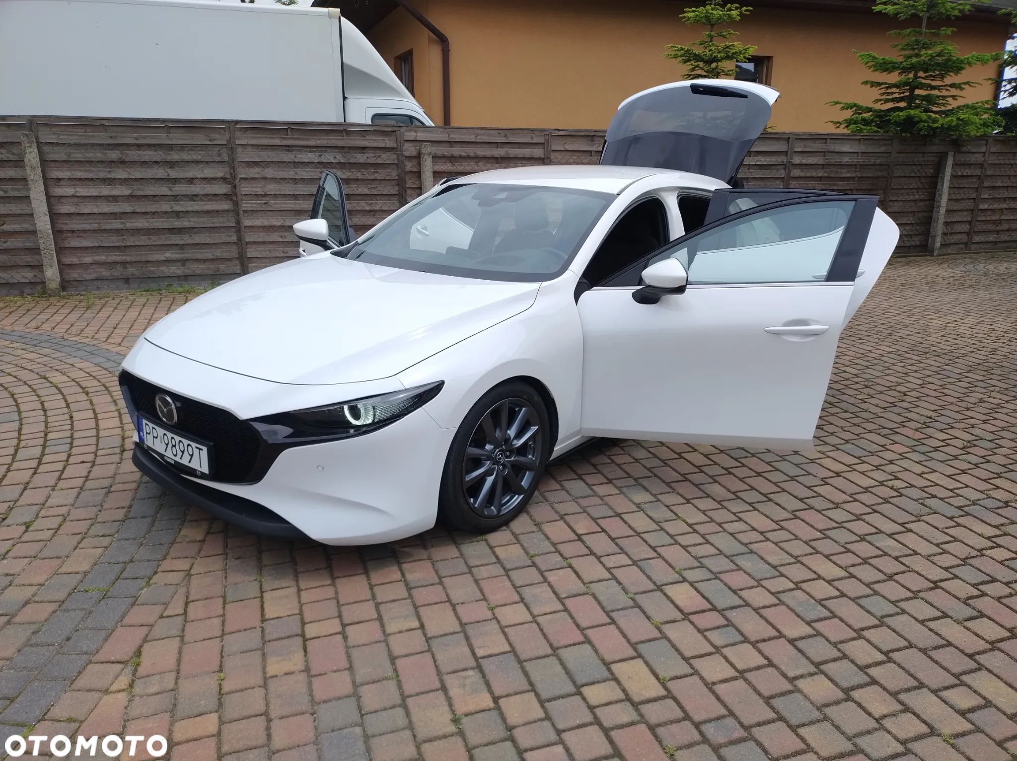 Mazda 3 e-SKYACTIV-G 122 M HYBRID PRIME-LINE - 20