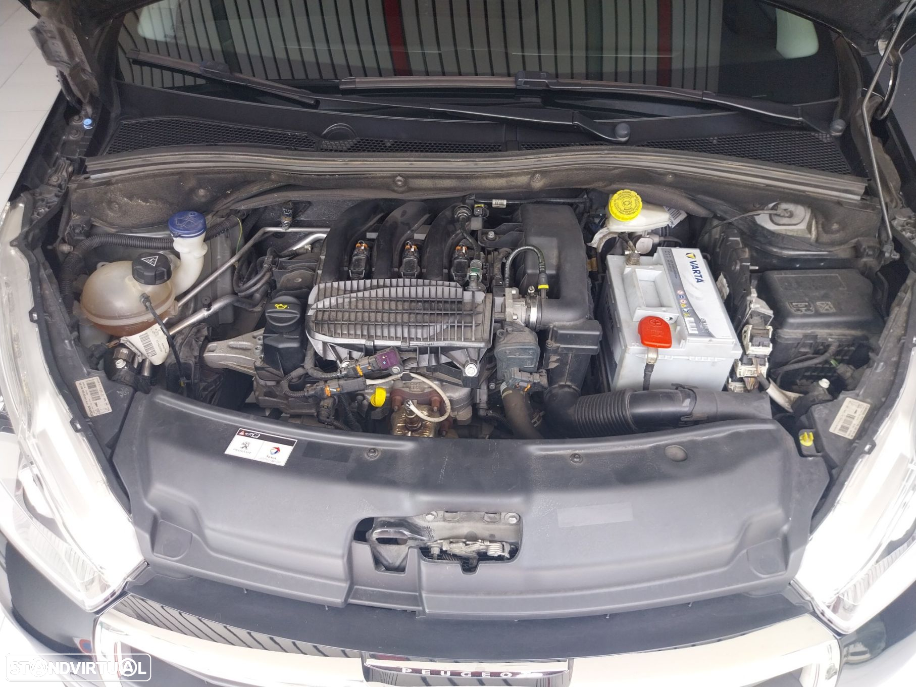 Peugeot 208 1.2 PureTech Style - 13