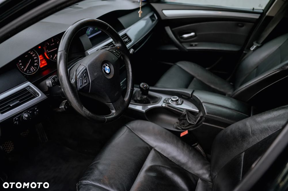 BMW Seria 5 520d - 6