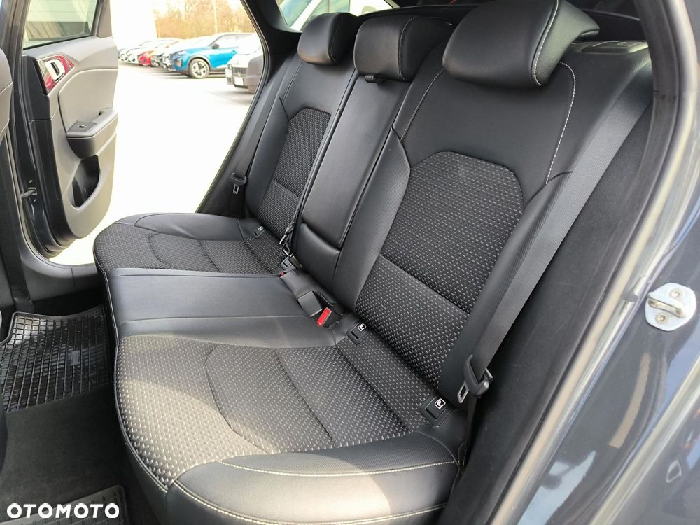 Kia Ceed - 16