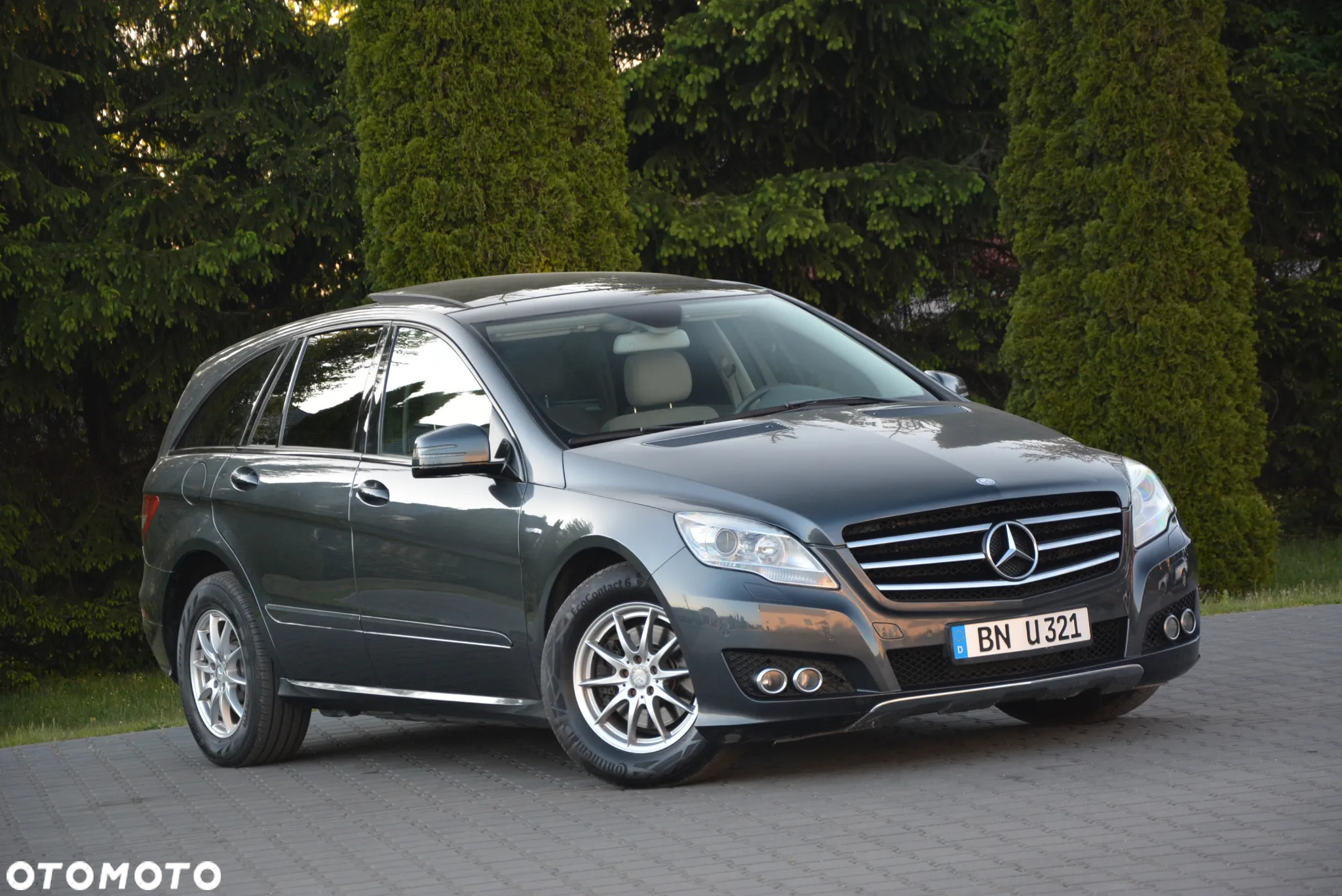 Mercedes-Benz Klasa R 300 CDI DPF BlueEFFICIENCY 7G-TRONIC - 7