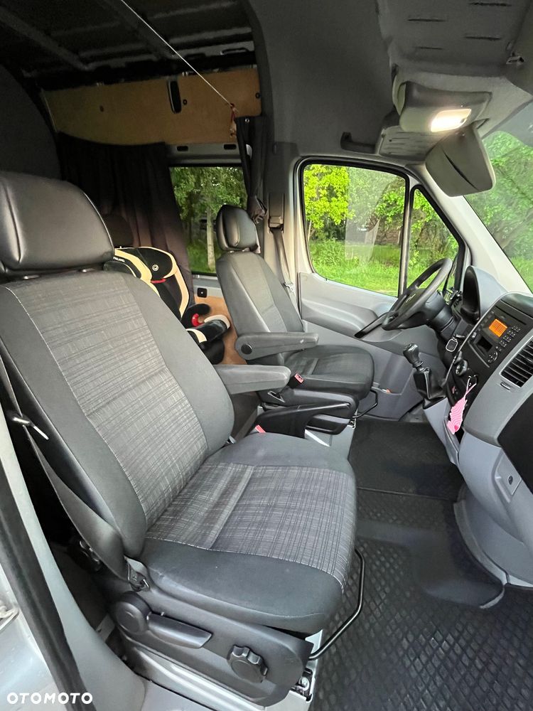 Mercedes-Benz SPRINTER - 15