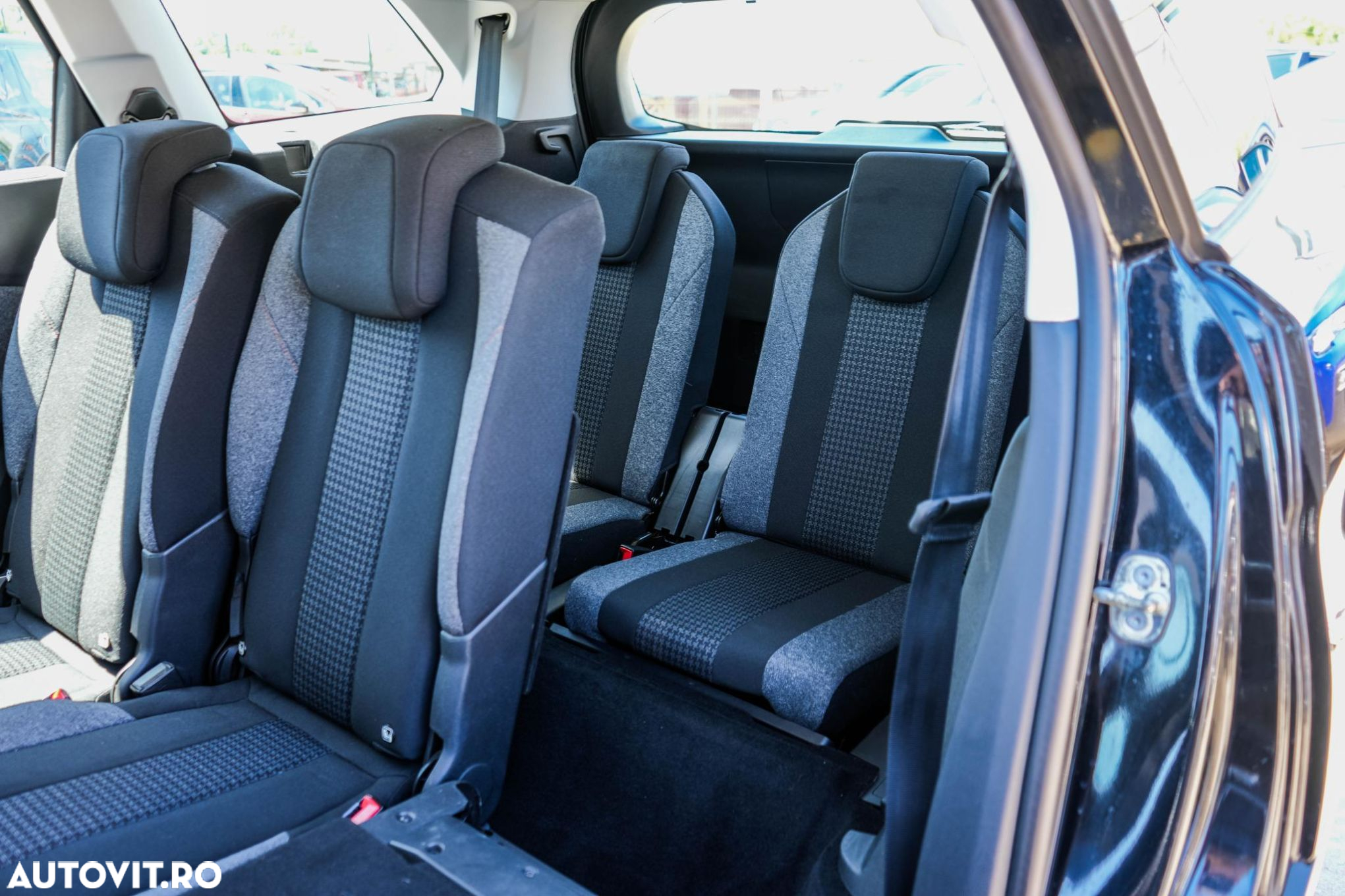 Peugeot 5008 - 12