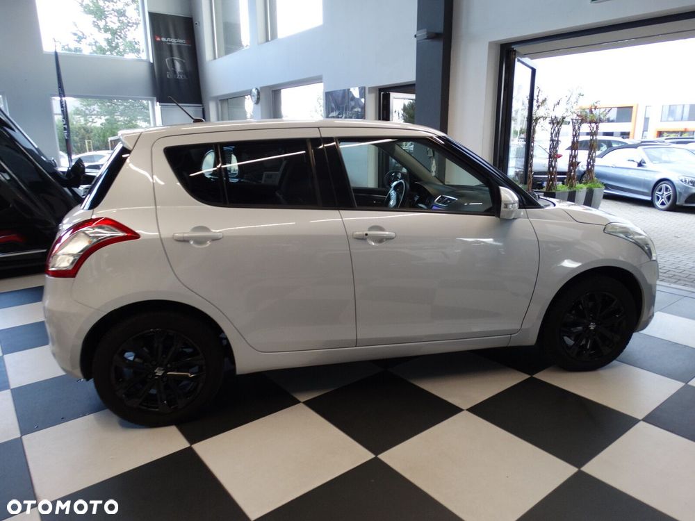 Suzuki Swift - 12