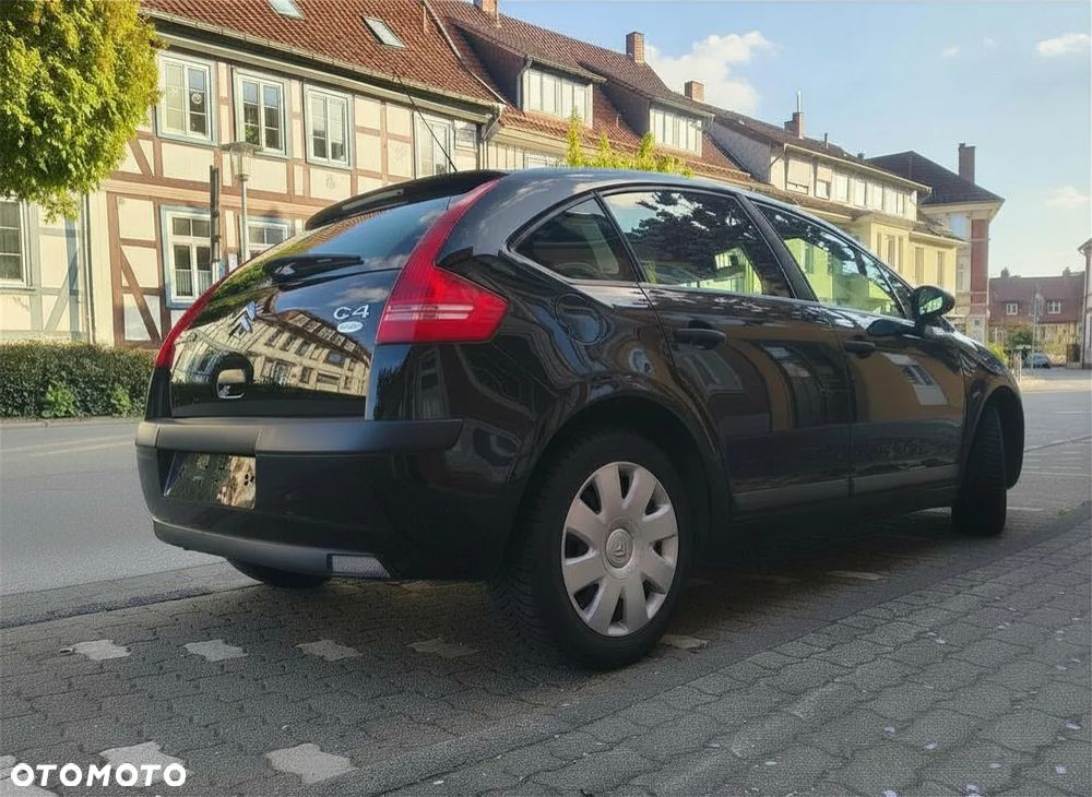 Citroën C4 1.6 HDi FAP EGS6 Confort - 7