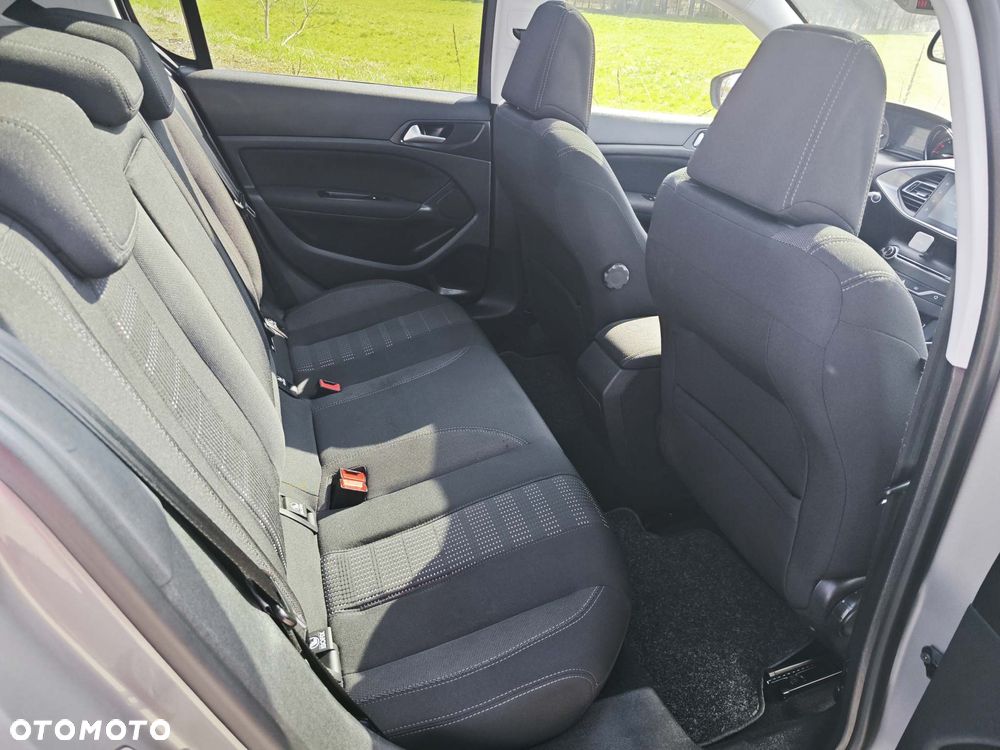 Peugeot 308 BlueHDi 120 EAT6 Stop & Start Business-Line - 21