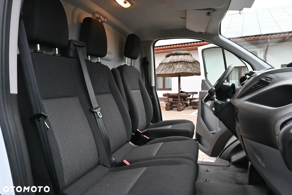 Ford TRANSIT CUSTOM - 38