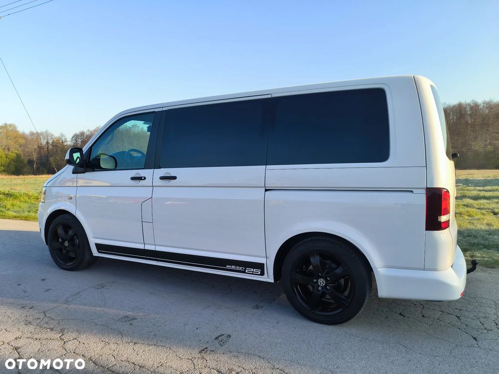 Volkswagen Multivan - 4