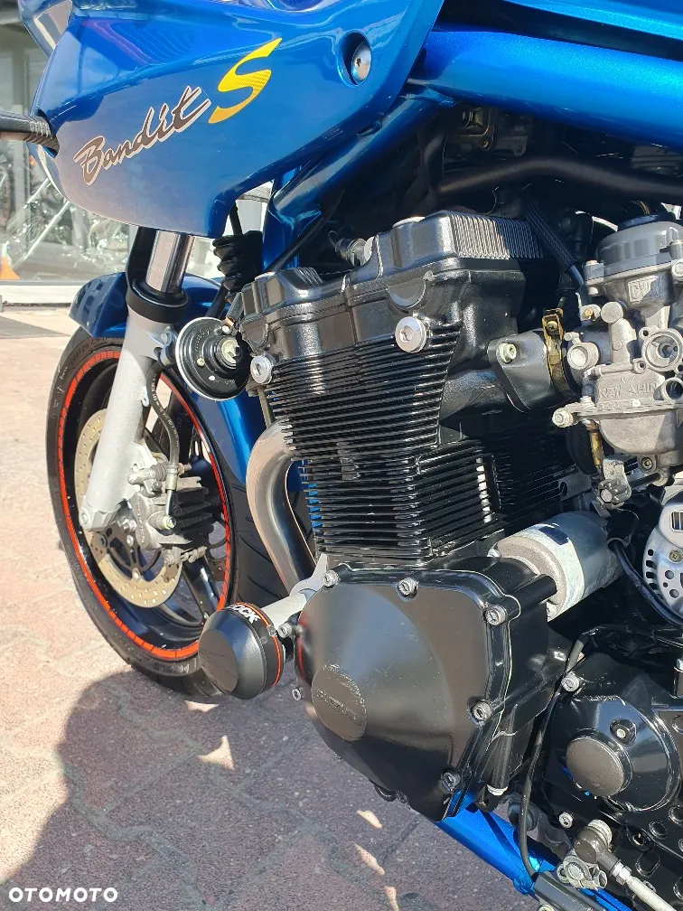 Suzuki Bandit - 6