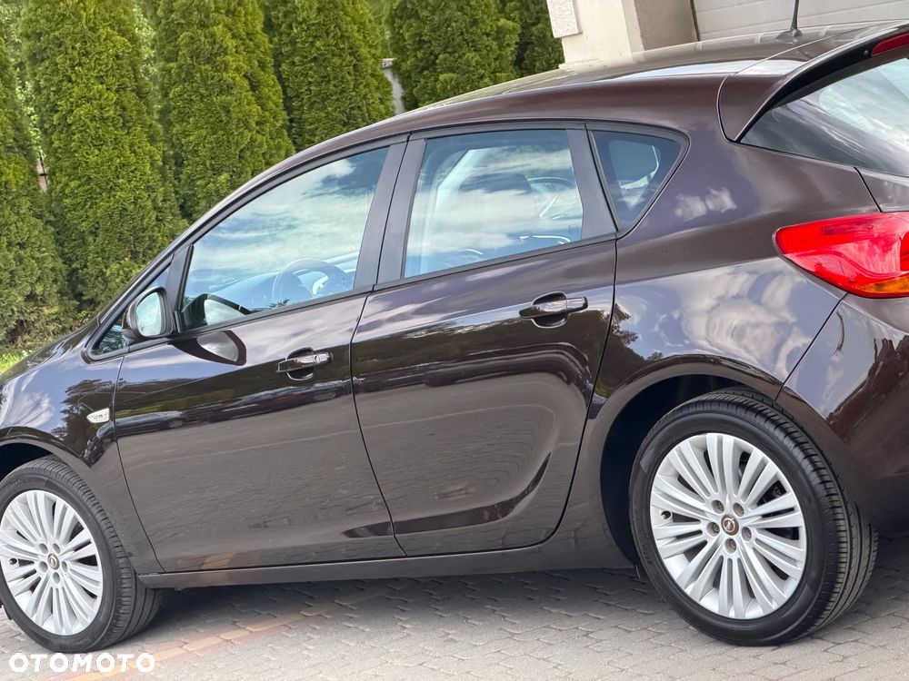 Opel Astra 1.6 Cosmo - 7