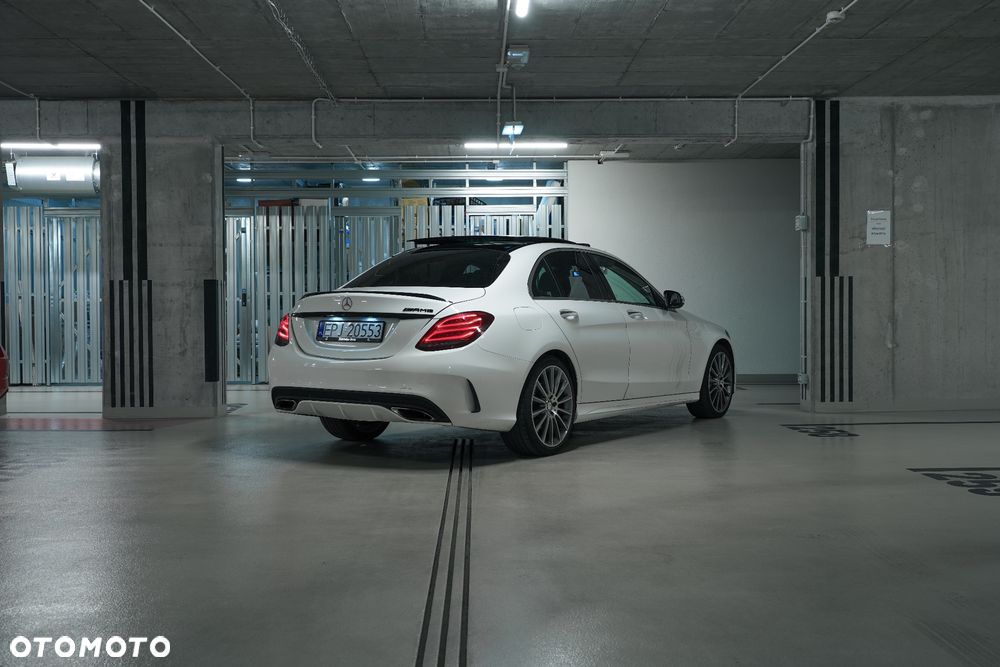 Mercedes-Benz Klasa C 300 T 7G-TRONIC AMG Line - 6