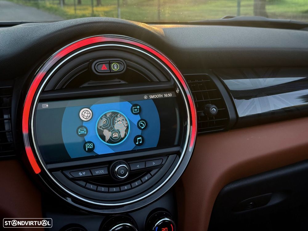 MINI Cabrio John Cooper Works Auto Desportiva - 43