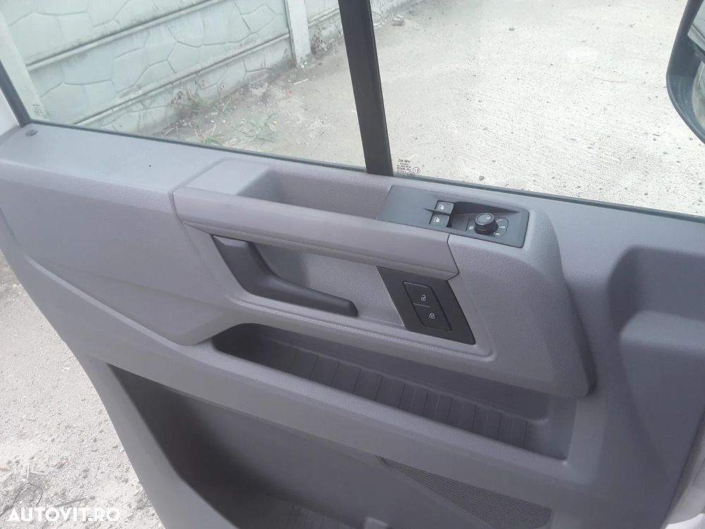 Volkswagen Crafter - 13