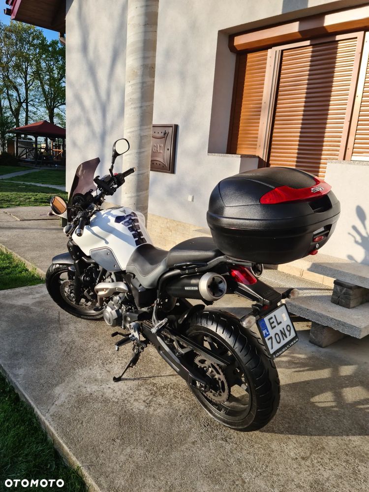 Yamaha MT - 10