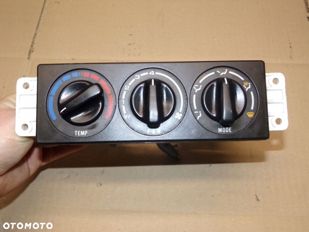 panel nawiewu strowania kia sportage i europa - 1