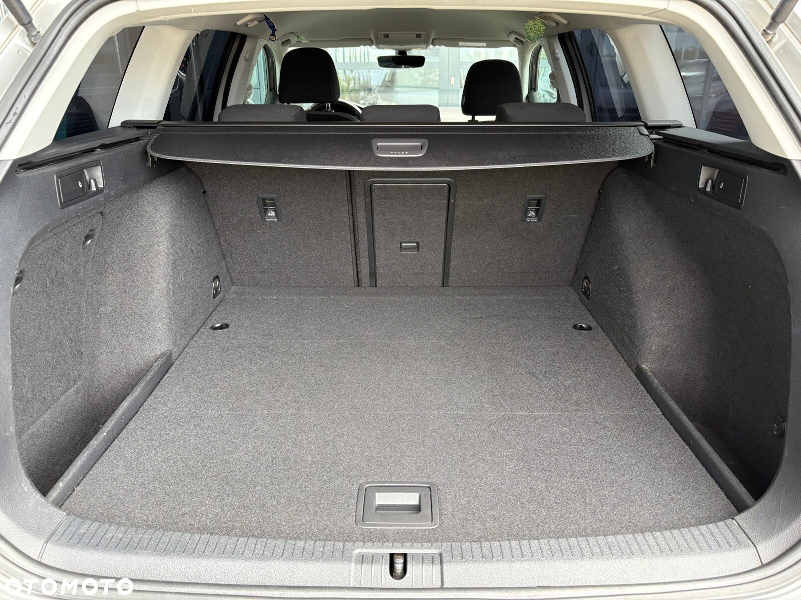 Volkswagen Golf VII 1.4 TSI BMT Comfortline - 17