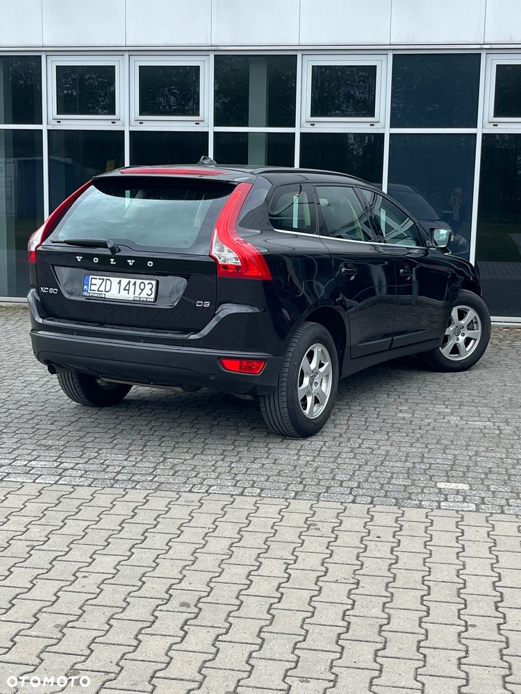 Volvo XC 60 D3 Momentum - 21