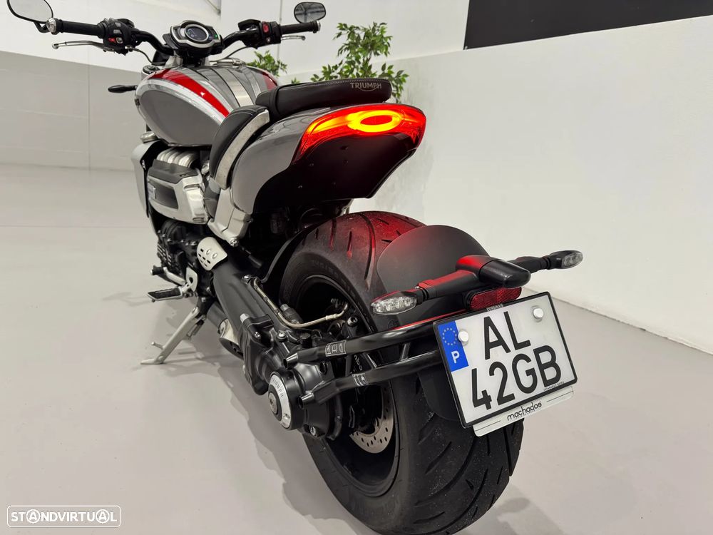 Triumph Rocket 3 R - 11