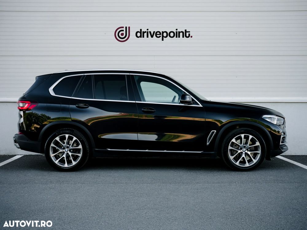 BMW X5 2021 — imagine 12