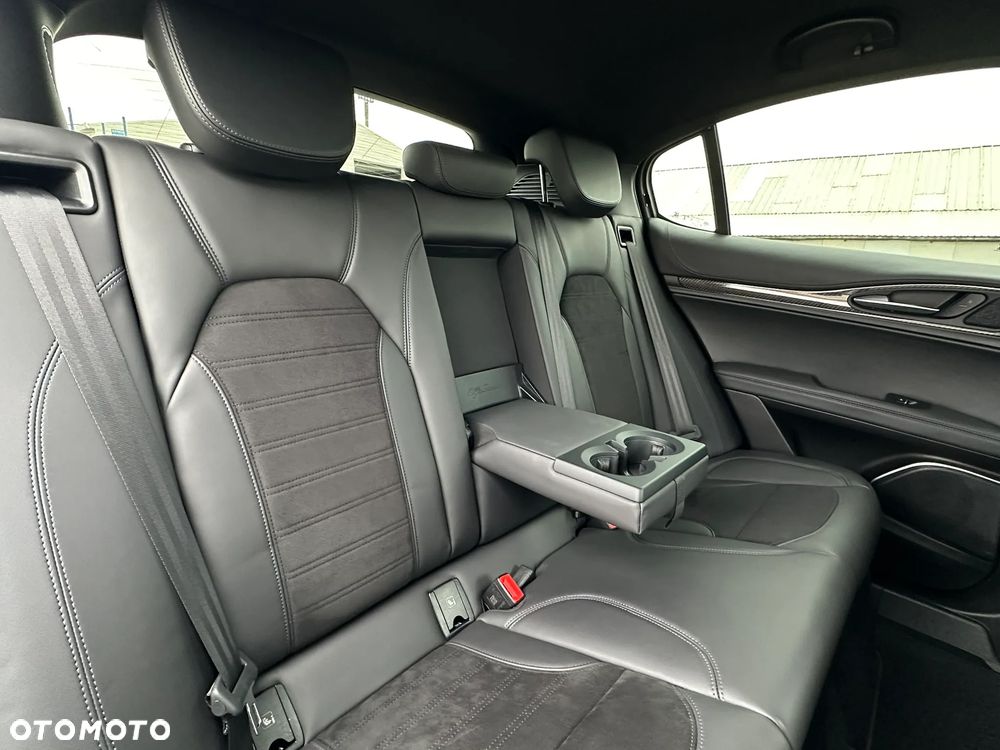 Alfa Romeo Stelvio 2.9 V6 Bi-Turbo Quadrifoglio Q4 - 29