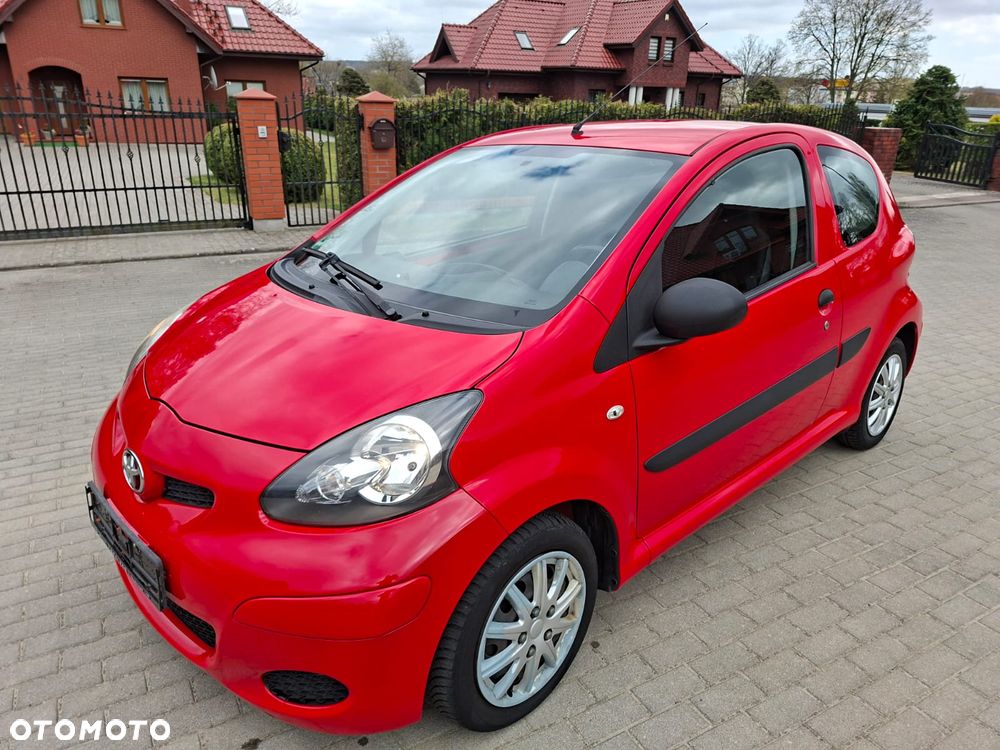 Toyota Aygo - 1