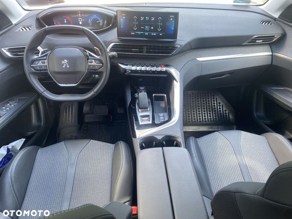 Peugeot 3008 1.6 PureTech Hybrid PHEV Allure Pack S&S EAT8 - 13