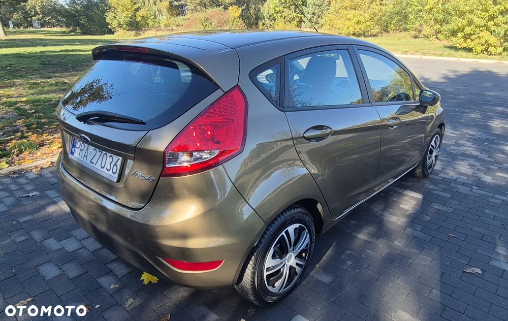 Ford Fiesta - 13