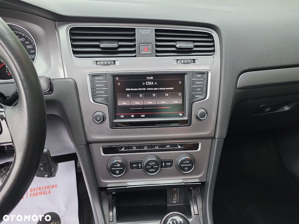 Volkswagen Golf 1.6 TDI BlueMotion Technology Lounge - 12