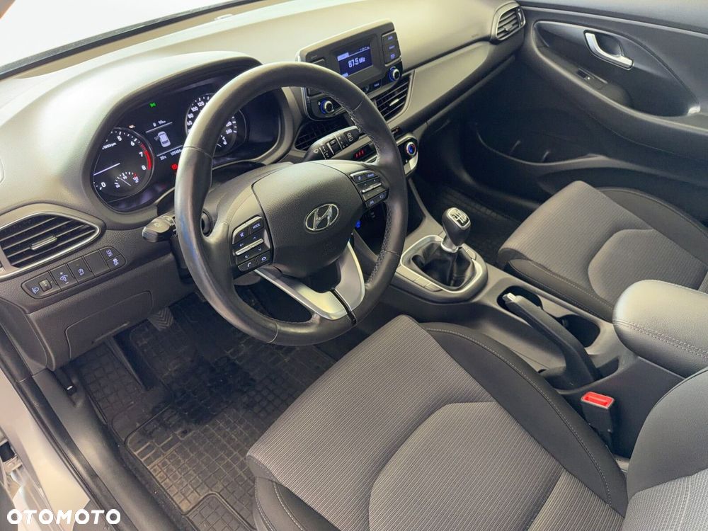 Hyundai i30 - 10