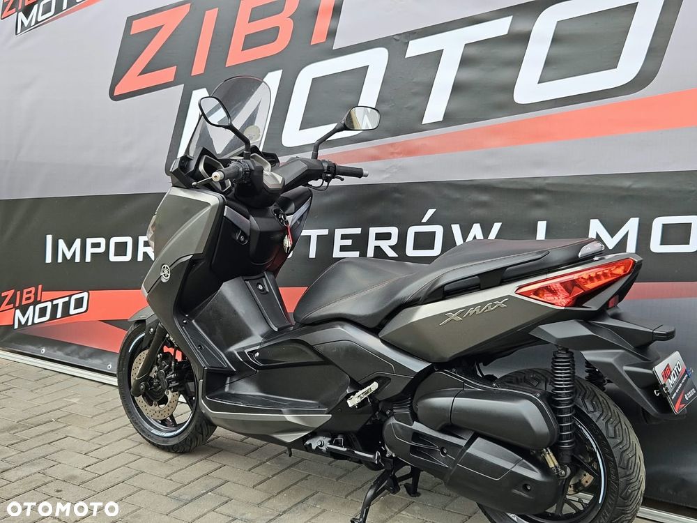 Yamaha X-max - 7