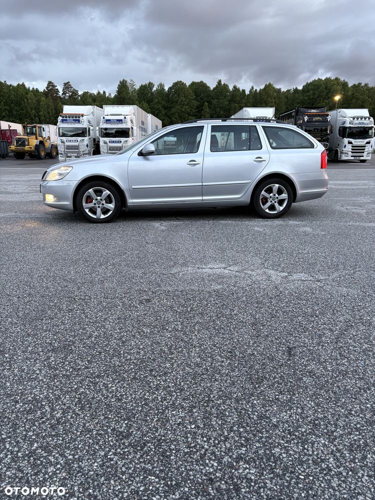 Skoda Octavia - 3