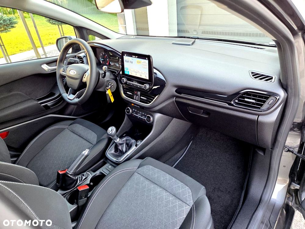 Ford Fiesta 1.5 TDCi ACTIVE - 18