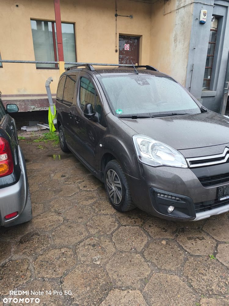 Citroën Berlingo 1.6 BlueHDi XTR S&S - 2