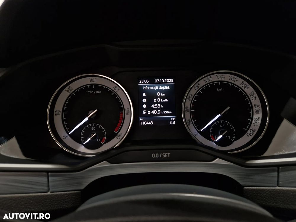Skoda Superb 2.0 TDI Ambition - 15